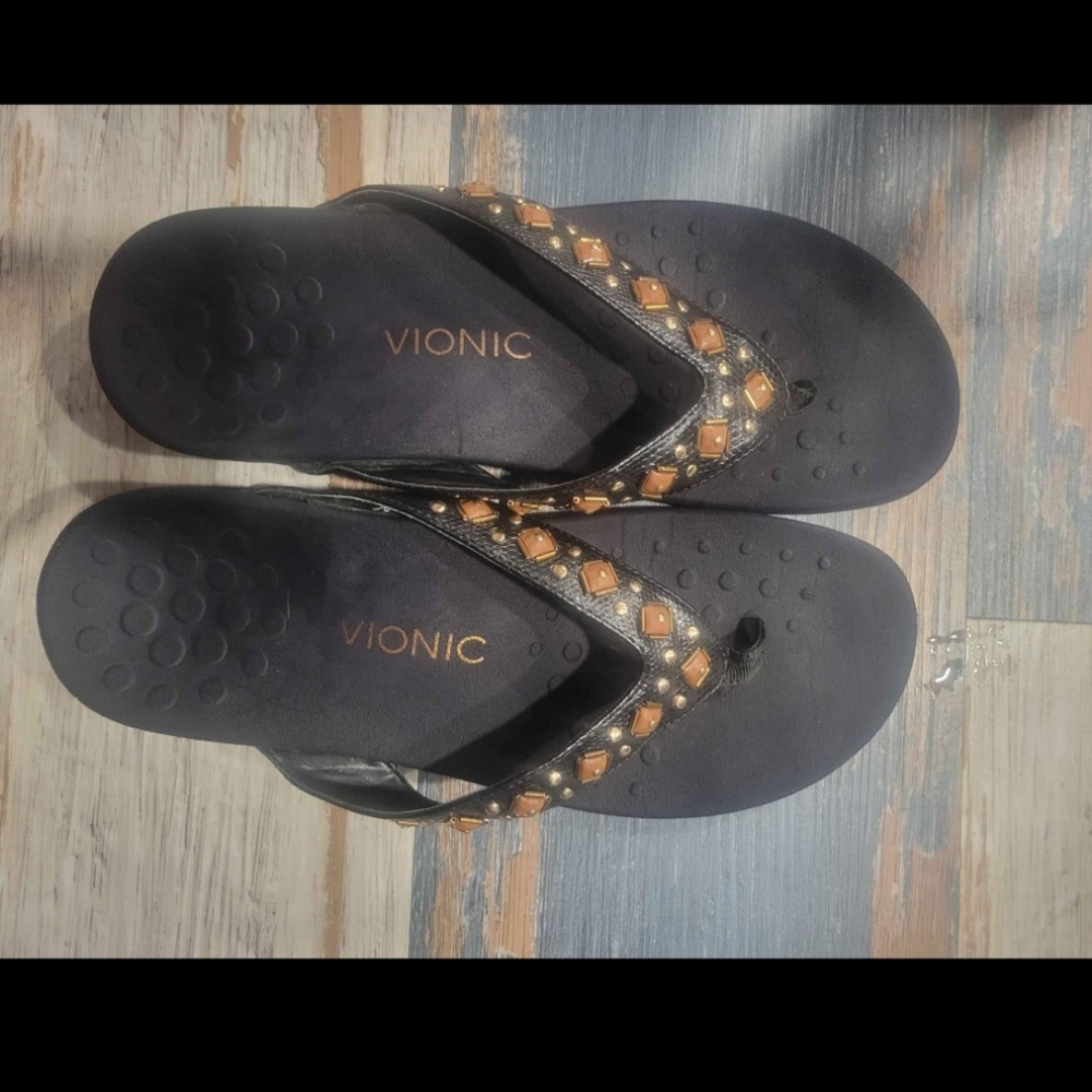 EUC vionic womens dress sandals size 9